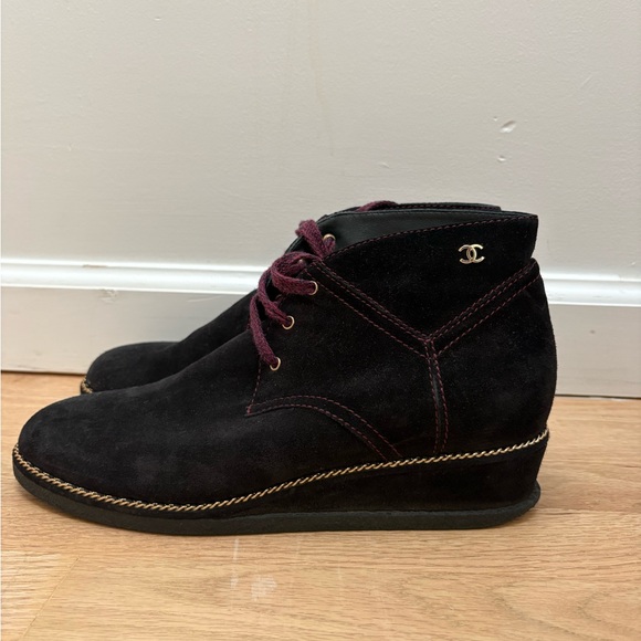 CHANEL Black Suede Boots with Burgundy Laces - Picture 1 of 3